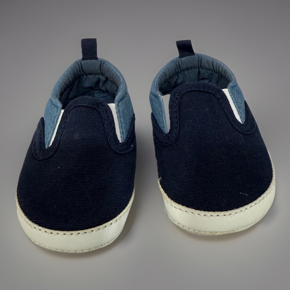 Baby Boy‎  Blue & White Soft Shoes Rubber Soles 0-3 Months